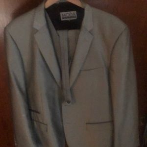 3 piece Men’s Suit